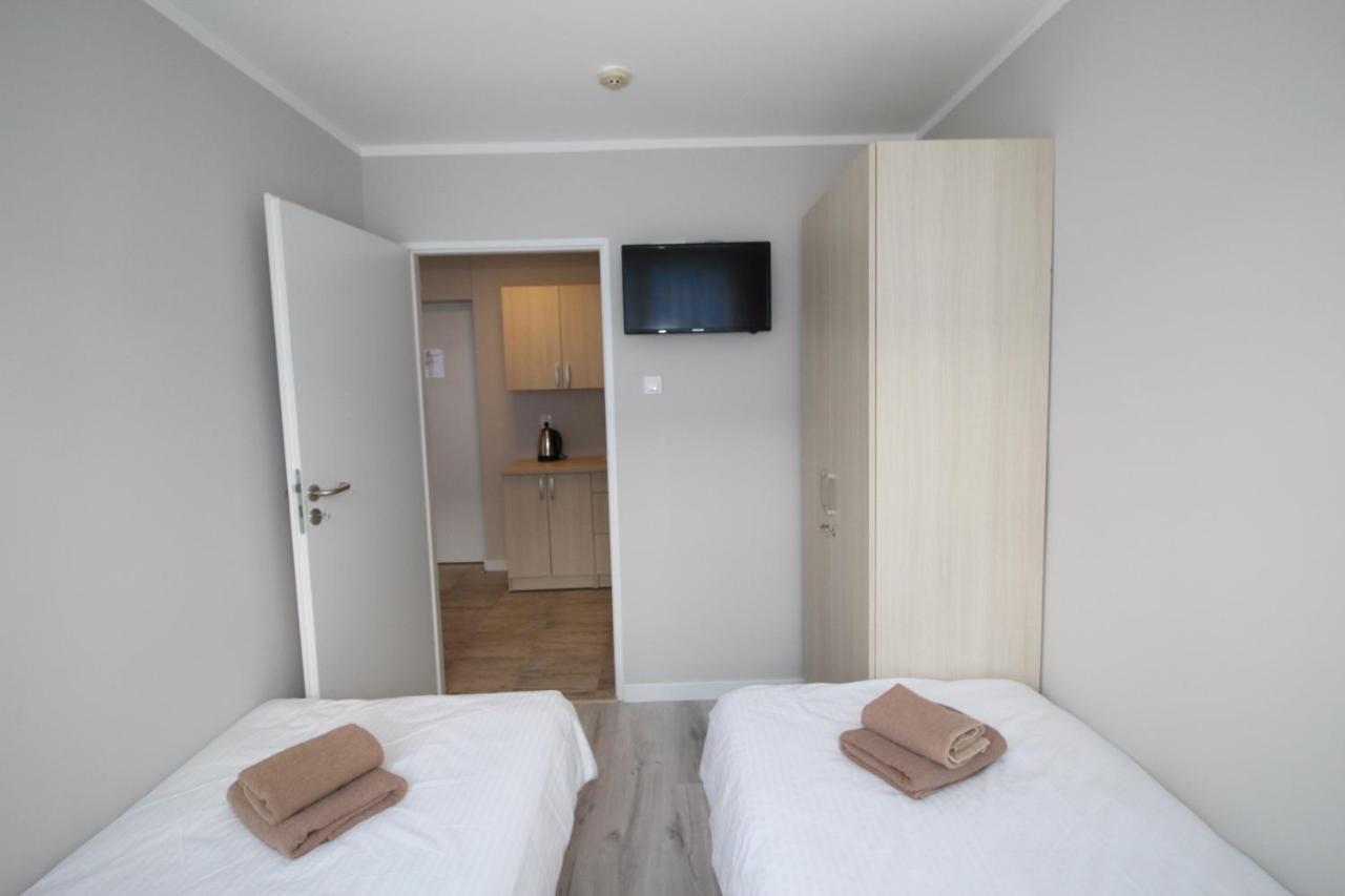 Pod Kominem Pokoje I Apartamenty Brzezie  Buitenkant foto