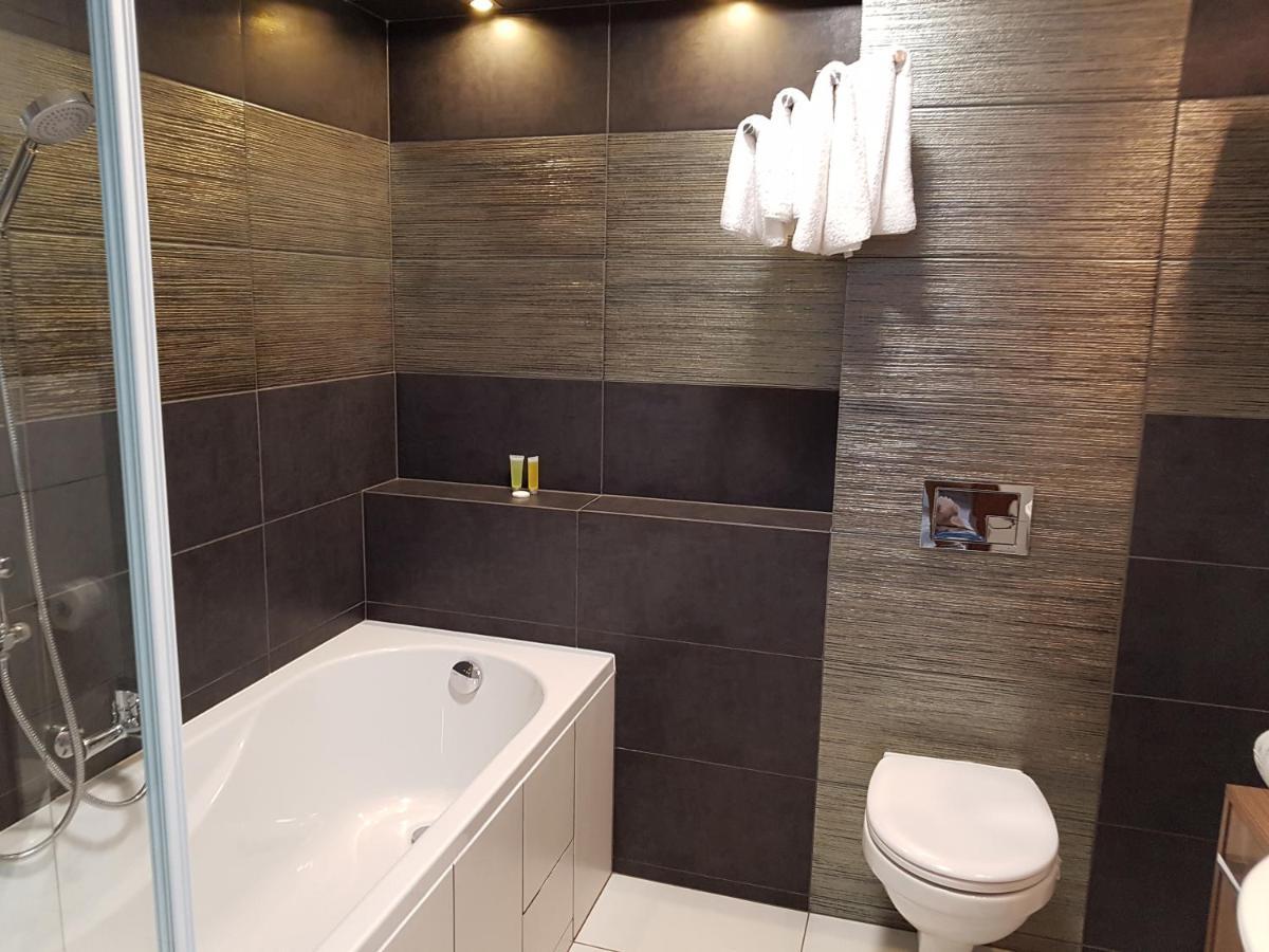 Pod Kominem Pokoje I Apartamenty Brzezie  Buitenkant foto