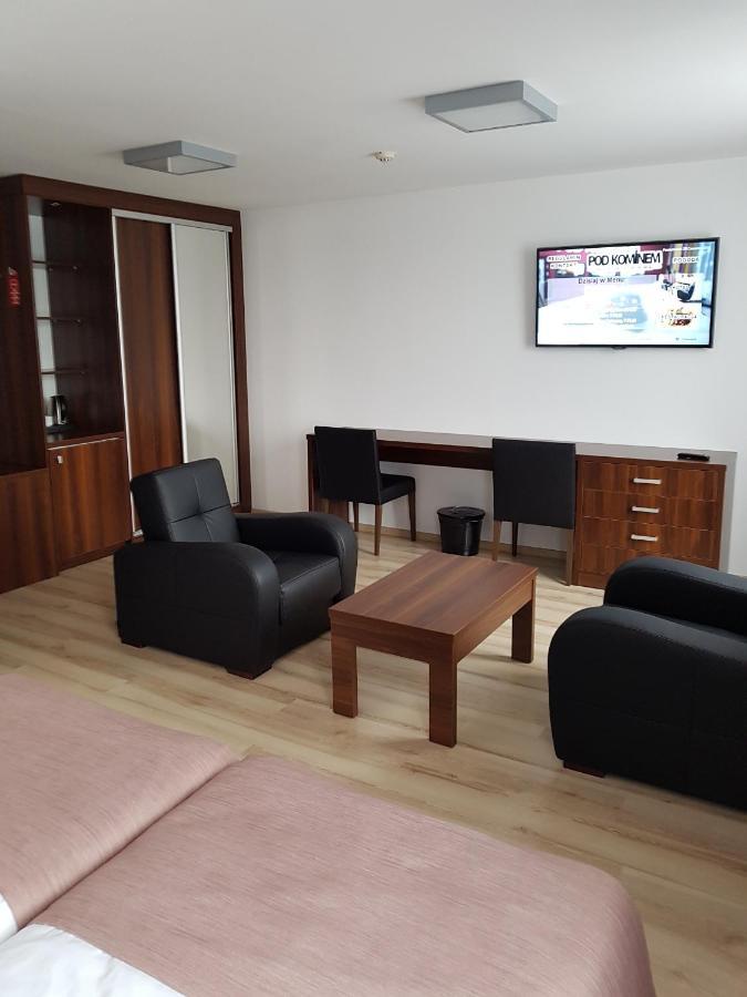 Pod Kominem Pokoje I Apartamenty Brzezie  Buitenkant foto